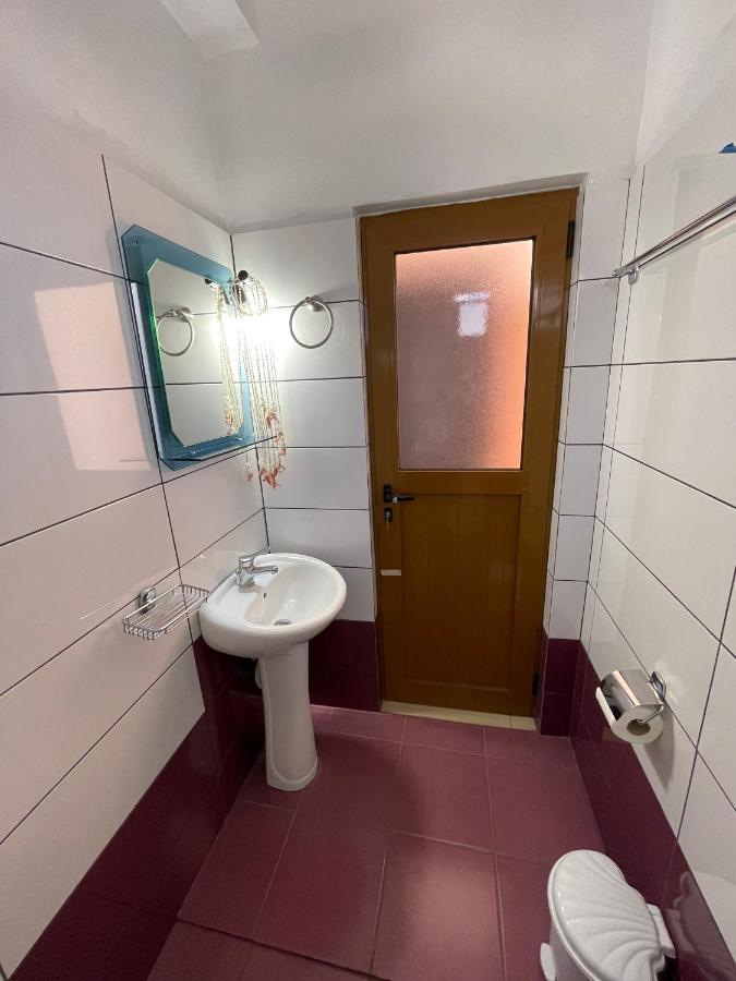 Villa Xhevdet Sarandë Eksteriør billede