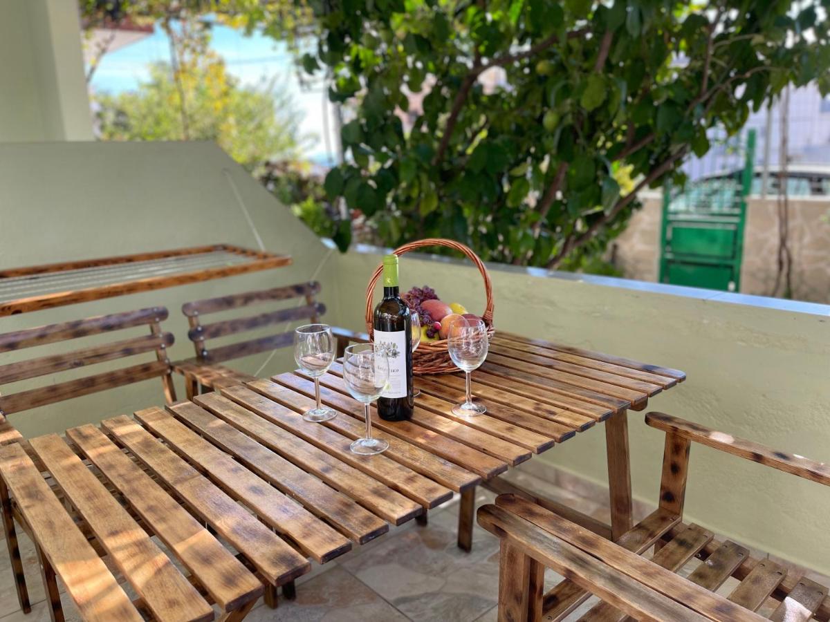 Villa Xhevdet Sarandë Eksteriør billede