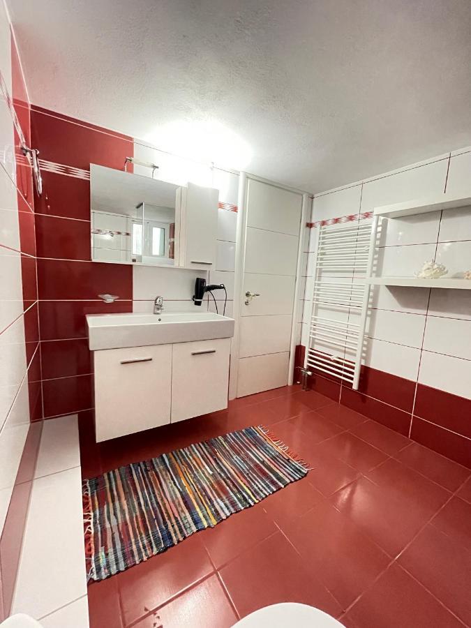 Villa Xhevdet Sarandë Eksteriør billede