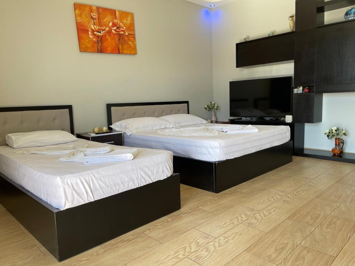 Villa Xhevdet Sarandë Eksteriør billede