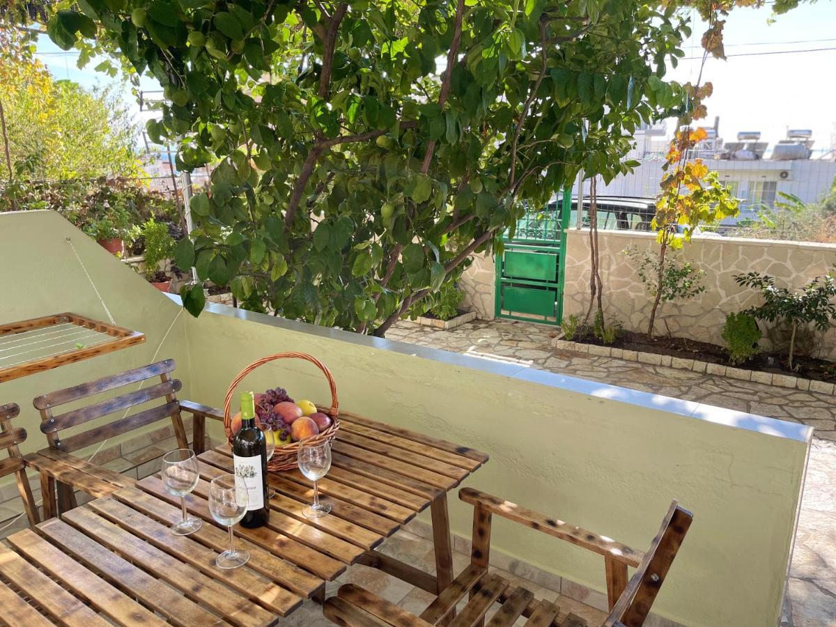 Villa Xhevdet Sarandë Eksteriør billede