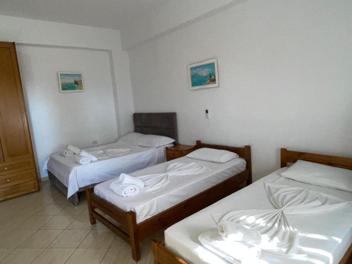 Villa Xhevdet Sarandë Eksteriør billede