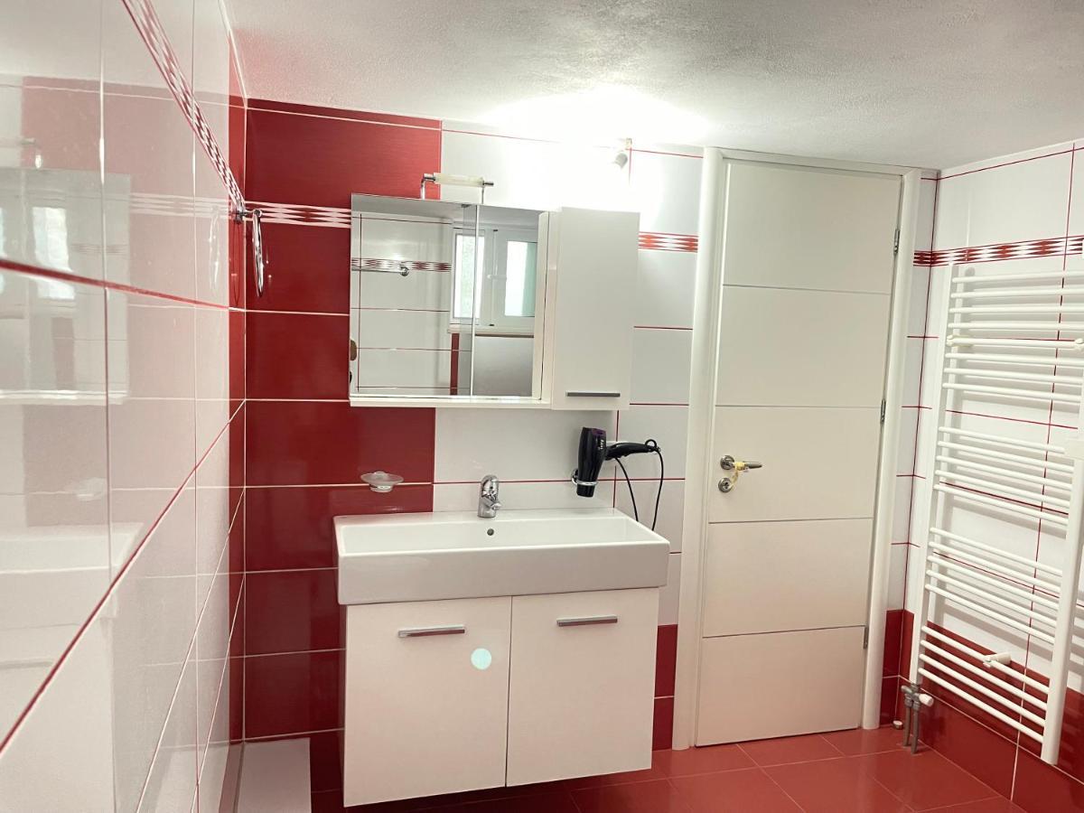 Villa Xhevdet Sarandë Eksteriør billede