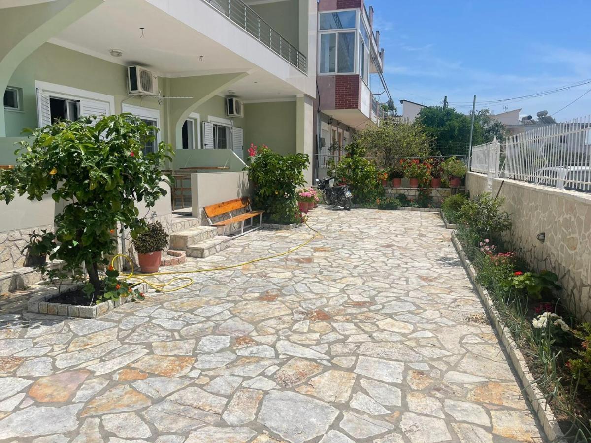 Villa Xhevdet Sarandë Eksteriør billede